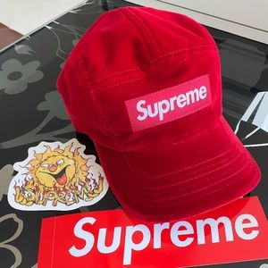 AUTHENTIC 2020 Red velvet SUPREME box logo hat